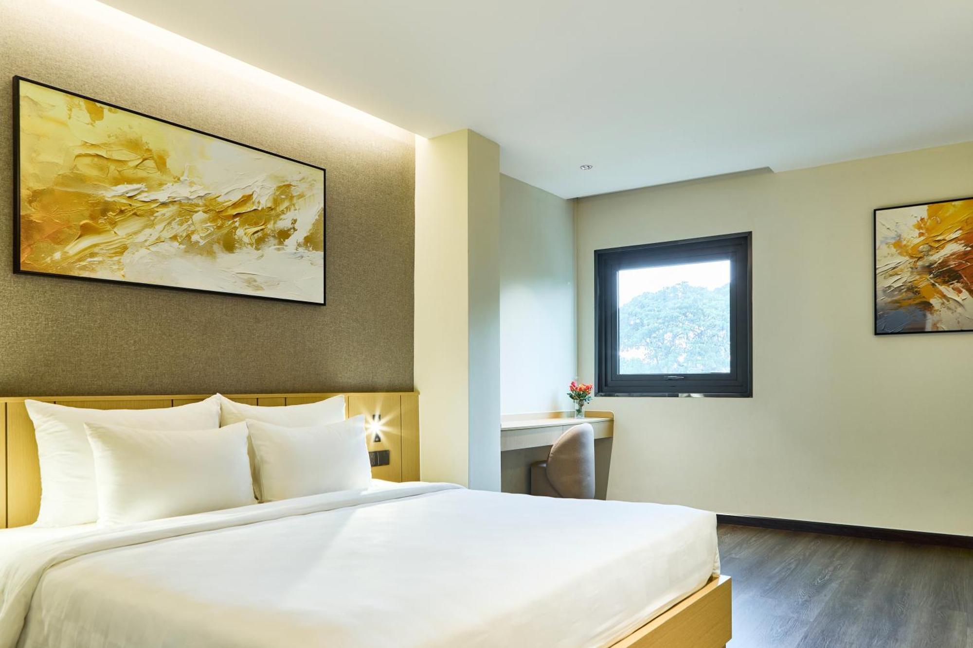 Park Saigon 3*