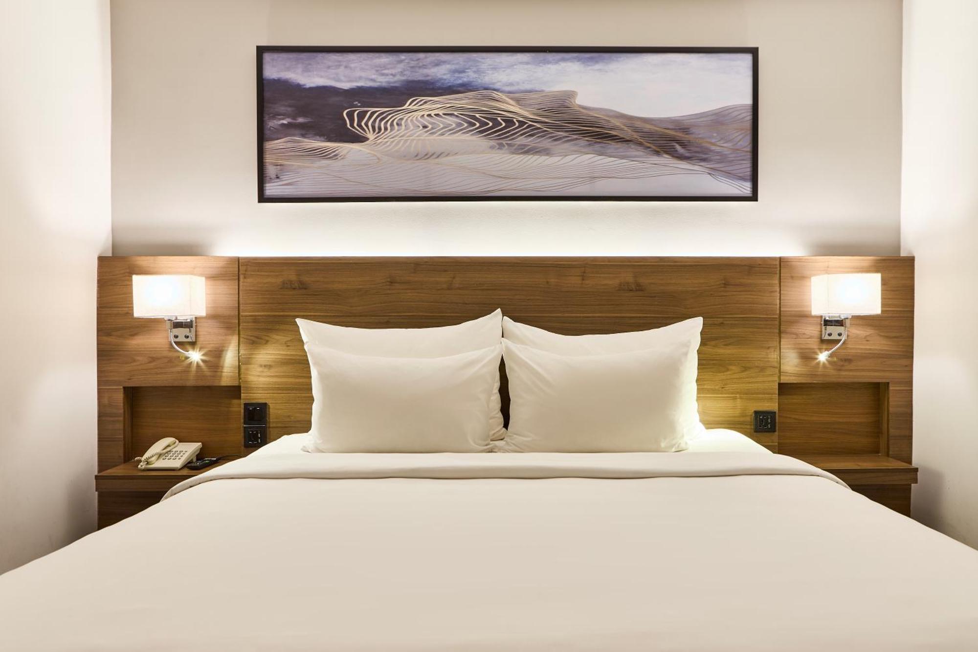 Park Saigon 3*