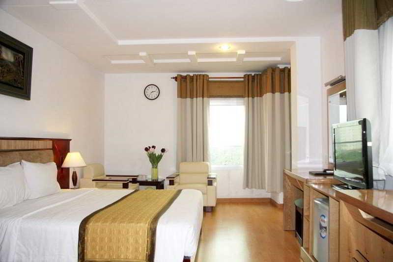 Khách sạn Park Saigon 3*