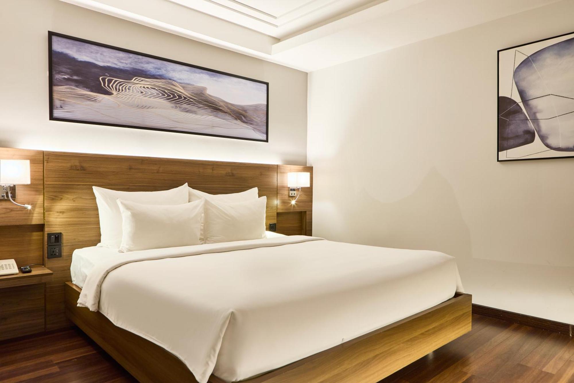 Park Saigon 3*
