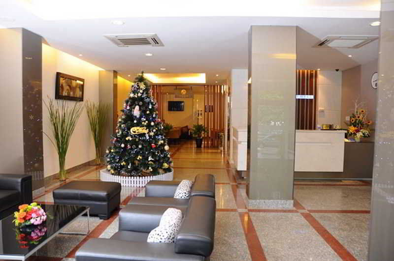 Park Saigon Отель 3*