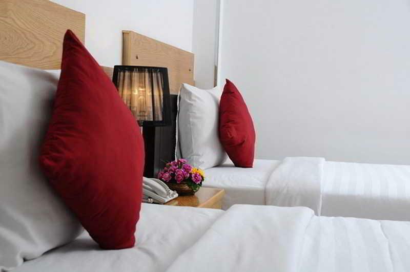 Park Saigon Отель 3*